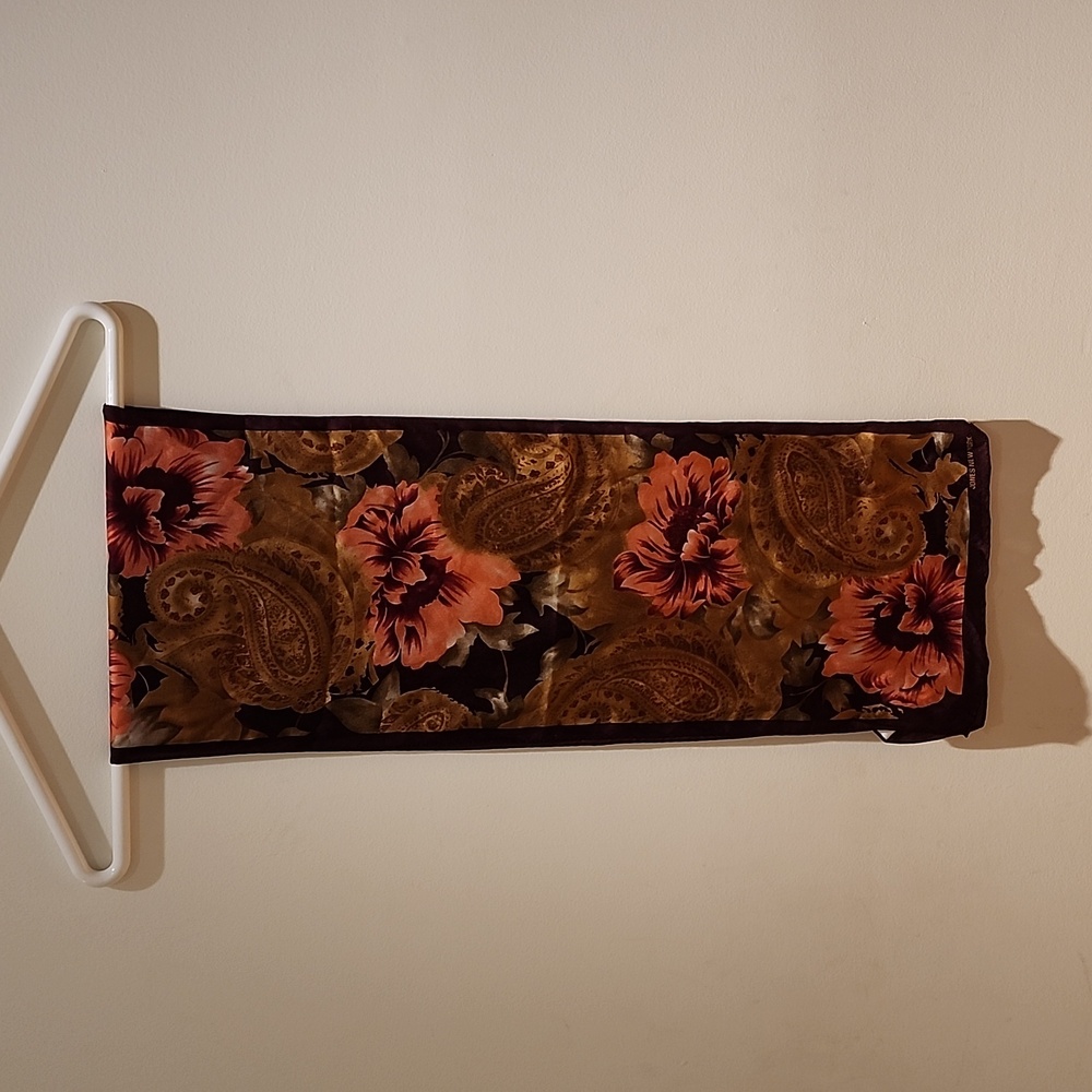 Jones New York Silk scarf